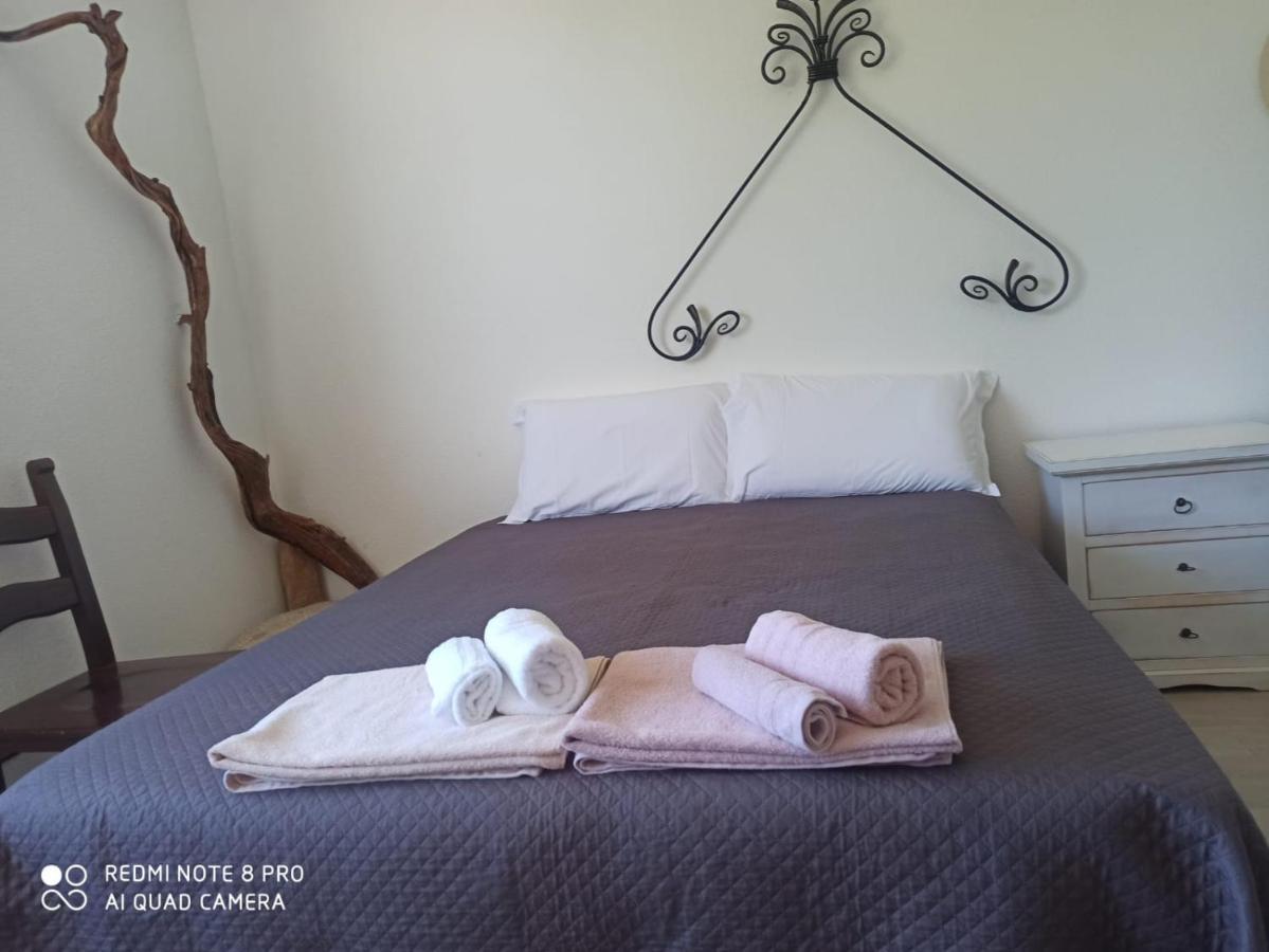 Bed And Breakfast Murales Orgosolo Luaran gambar