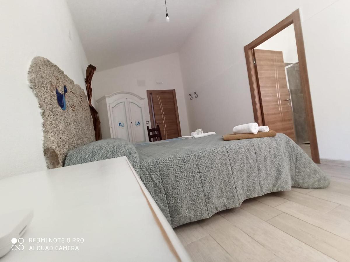 Bed And Breakfast Murales Orgosolo Luaran gambar