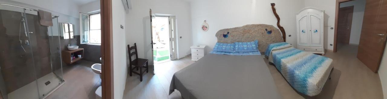 Bed And Breakfast Murales Orgosolo Luaran gambar