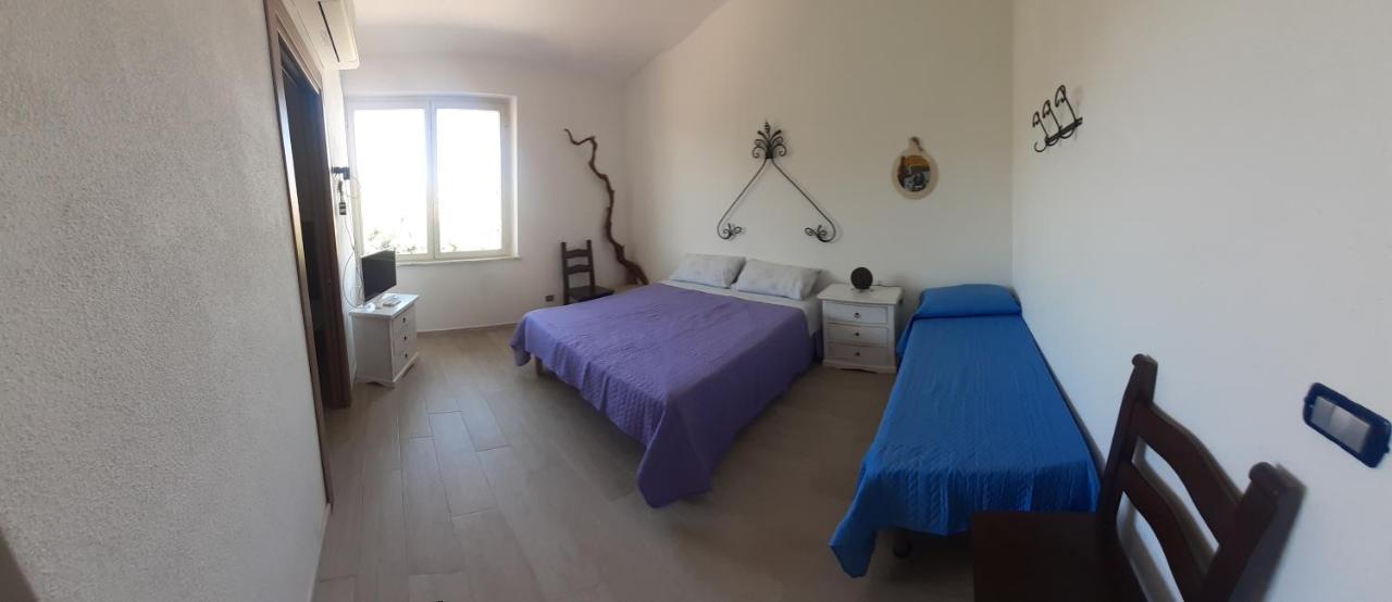 Bed And Breakfast Murales Orgosolo Luaran gambar