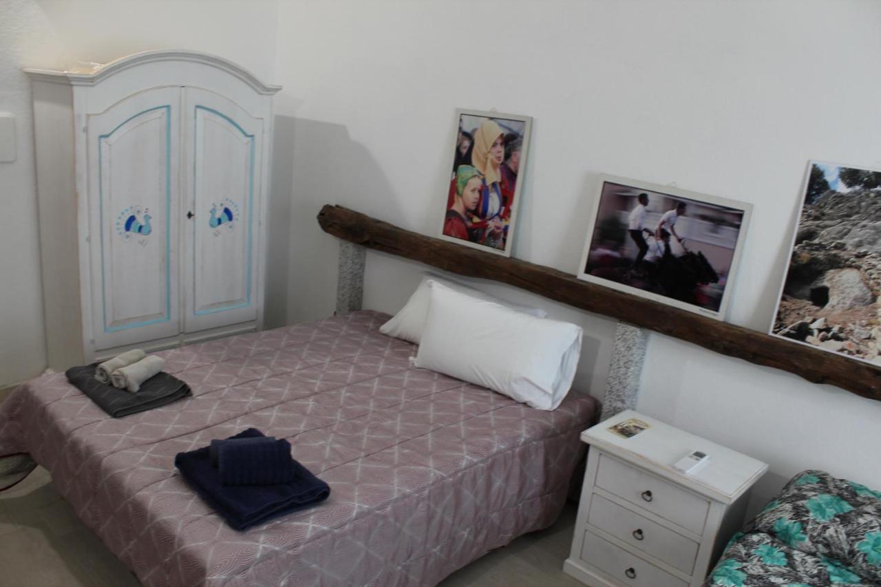 Bed And Breakfast Murales Orgosolo Luaran gambar